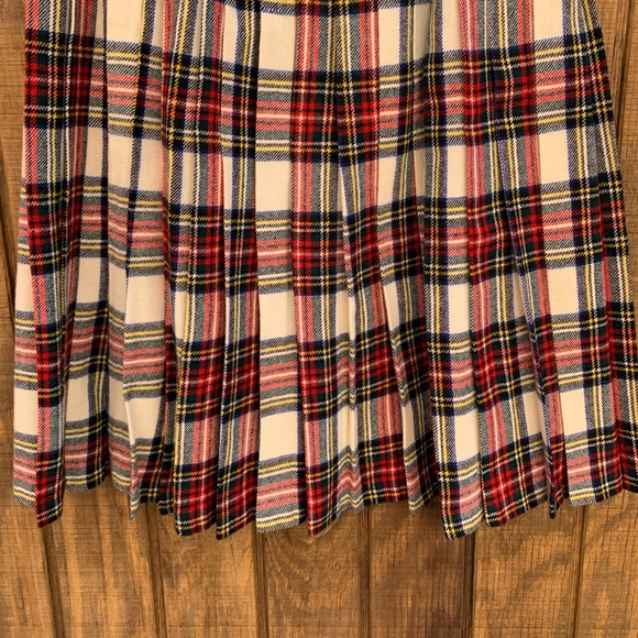 Vintage Scotland Wool Plaid Pleated Skirt - Picture 10 of 11